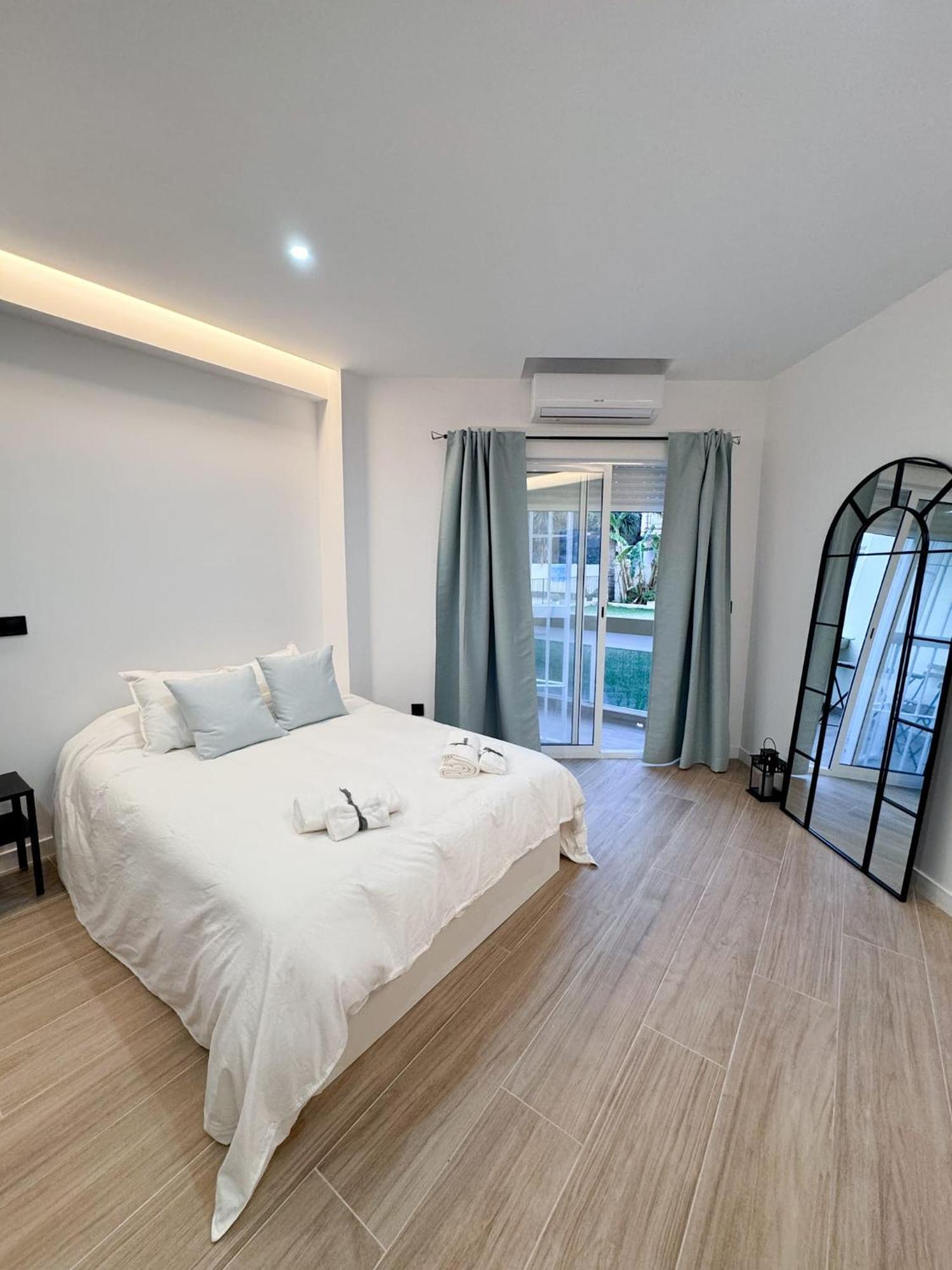 Cactus Stay Apartamento Torremolinos Ngoại thất bức ảnh